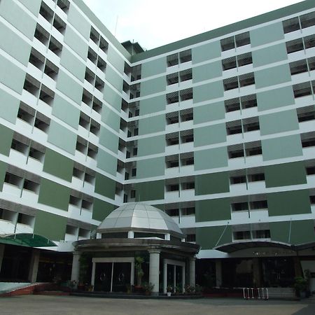 Ratchada City Hotel Banguecoque Exterior foto